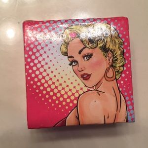 Hard Candy Fox in a Box Highlighter! Glamour Girl!